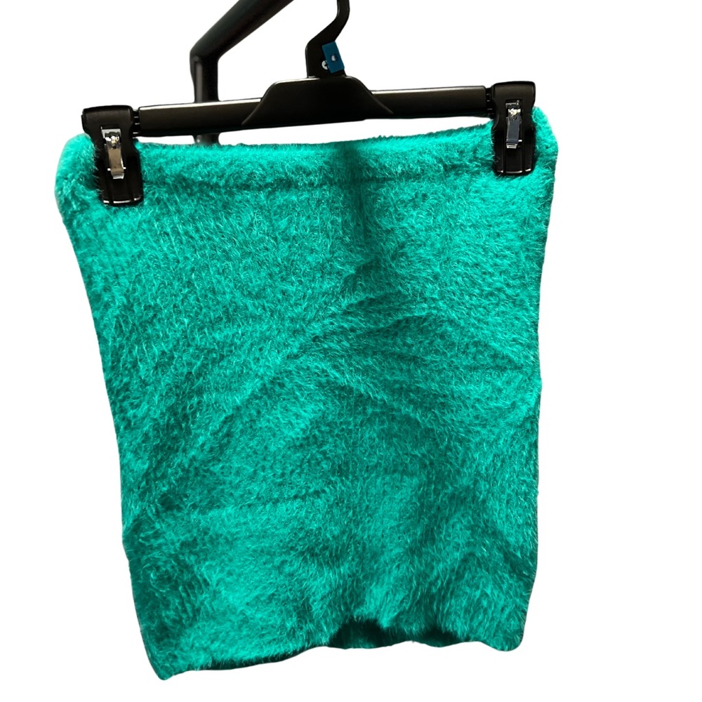 Art Class  NEW♈Girl's VERY SOFT fuzzy skirt size M 8 GREEN